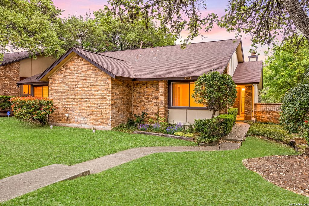 Photo of 9334 Dover Rdg, San Antonio, TX 78250 (MLS # 1950265)