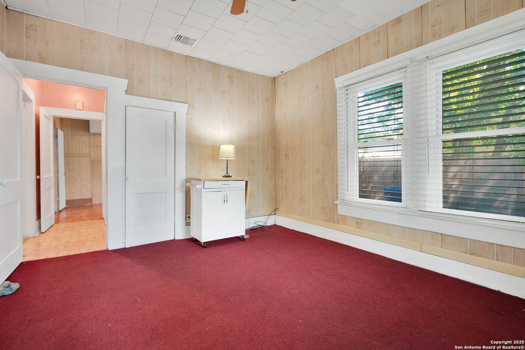 Photo of 425 Essex, San Antonio, TX 78210 (MLS # 1912160)