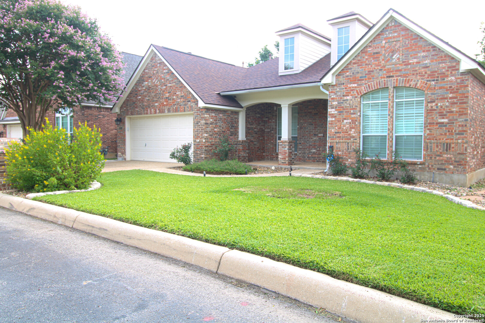121 ANTLER CIR