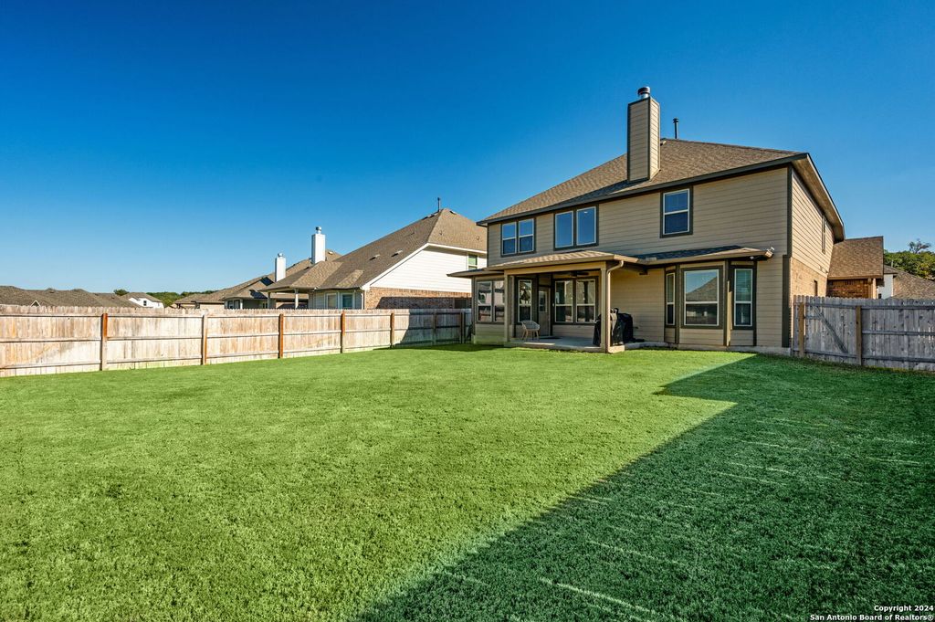 Photo of 8927 WHIMSEY RDG, Fair Oaks Ranch, TX 78015 (MLS # 1932658)