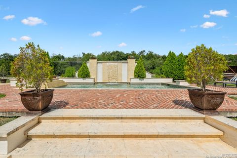 A home in Helotes