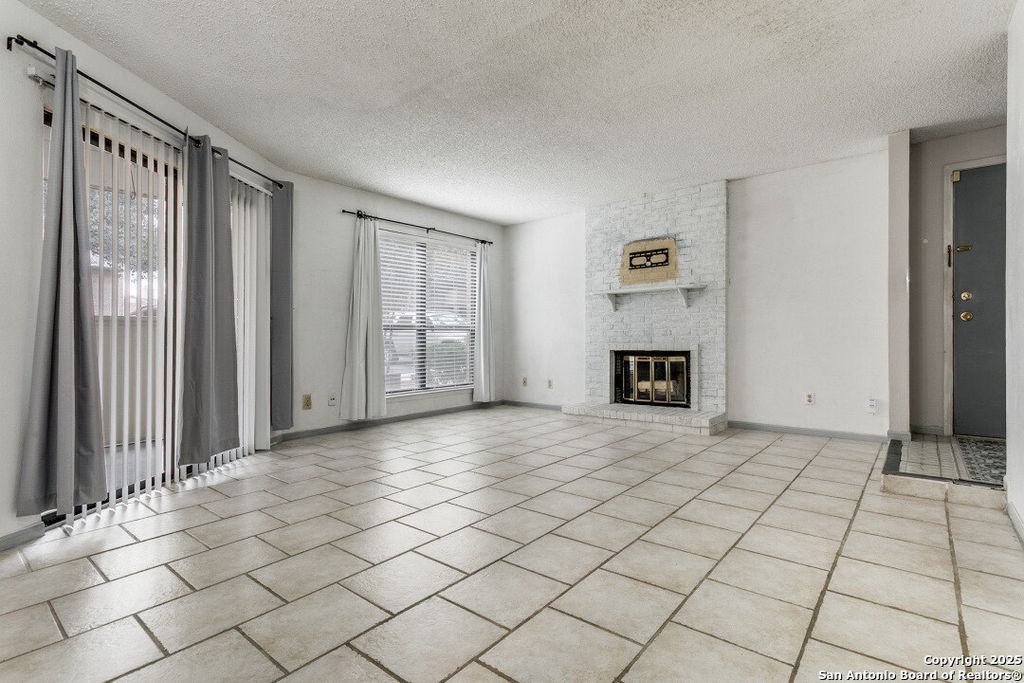 Photo of 11843 Braesview 713 #713, San Antonio, TX 78213 (MLS # 1918349)
