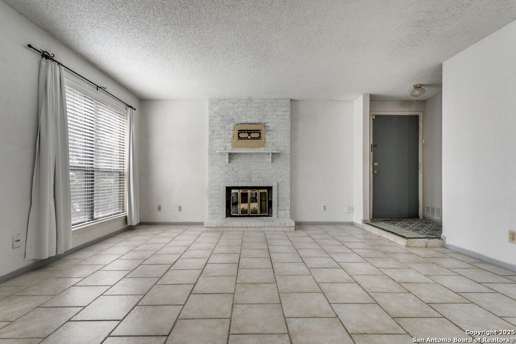Photo of 11843 Braesview 713 #713, San Antonio, TX 78213 (MLS # 1918349)