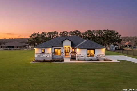 314 Honeysuckle Ln La Vernia TX 78121