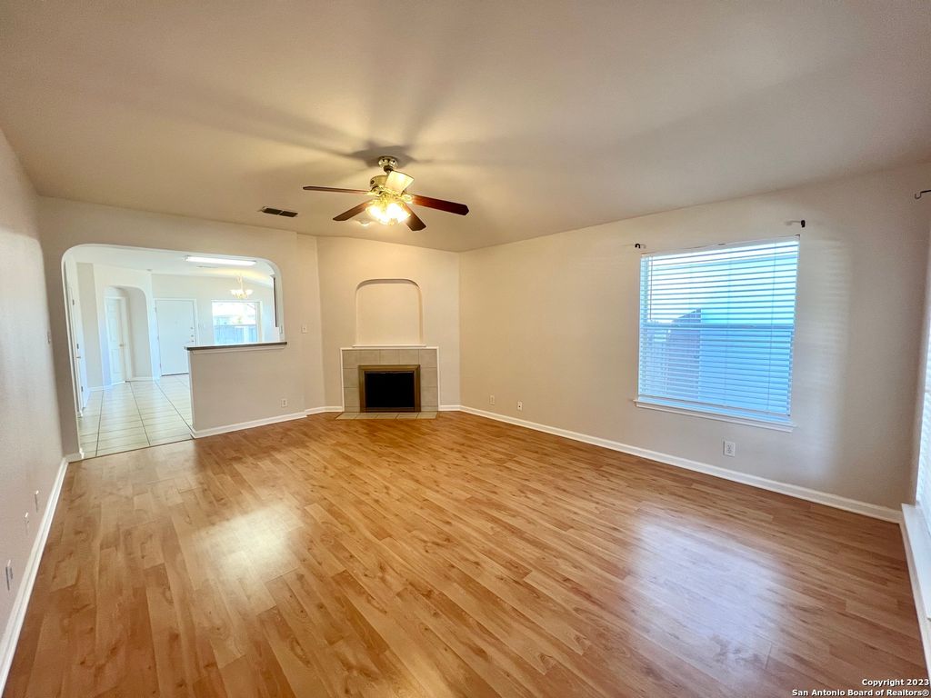 Photo of 9924 SPRING BEAUTY, San Antonio, TX 78254 (MLS # 1946934)