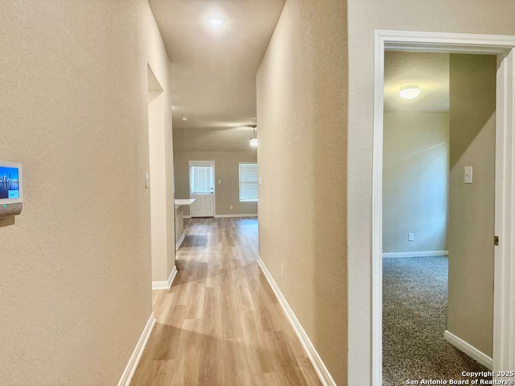 Photo of 5931 Cienna Cove, San Antonio, TX 78222 (MLS # 1925128)