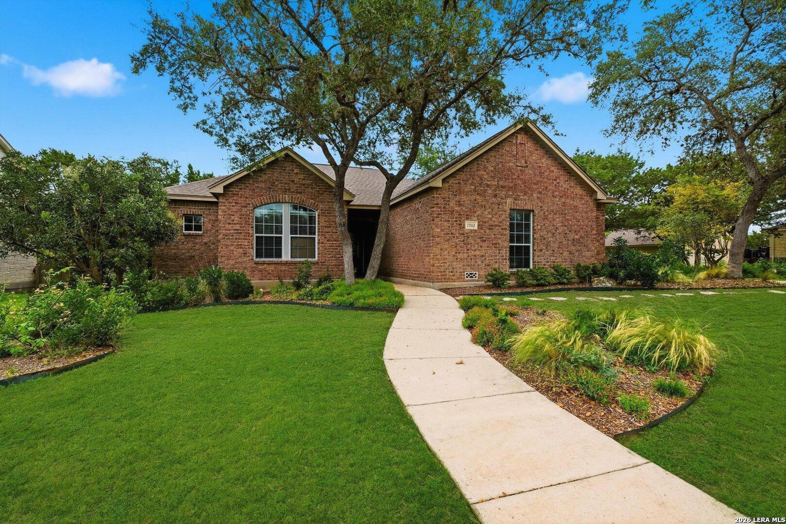 7902 Highland Park