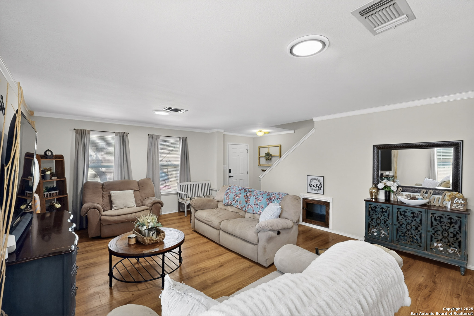 3324 Sherwin Dr.