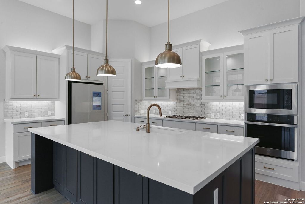 Photo of 10016 Rebecca Place, Boerne, TX 78006 (MLS # 1954212)