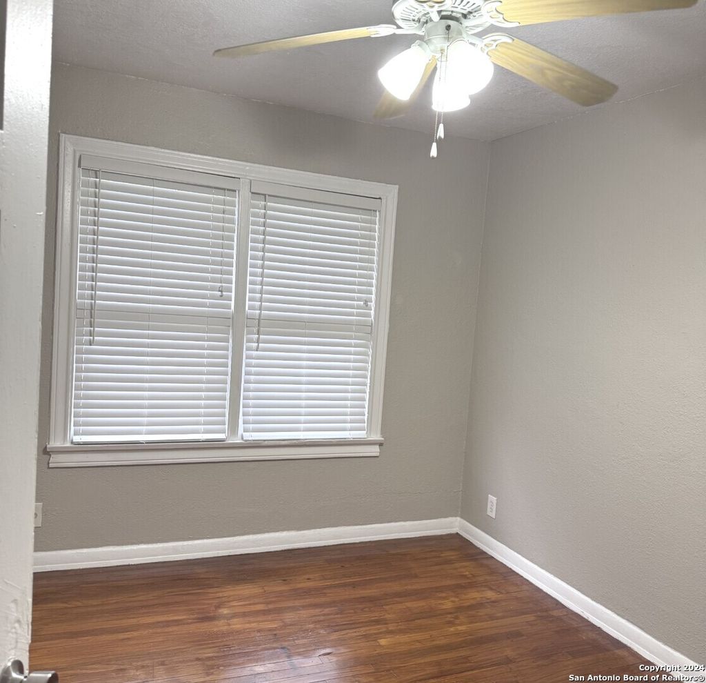 Photo of 217 natalen 8 #8, San Antonio, TX 78209 (MLS # 1955495)