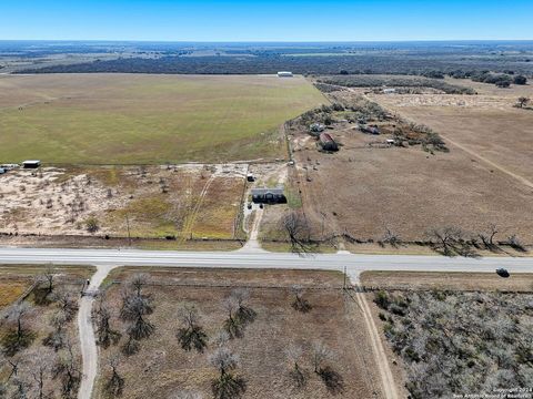 A home in Poteet