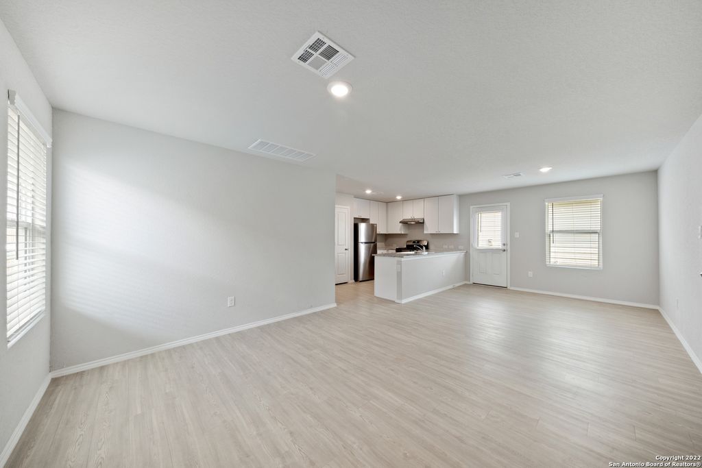 Photo of 13723 Bucket Way, San Antonio, TX 78252 (MLS # 1960417)