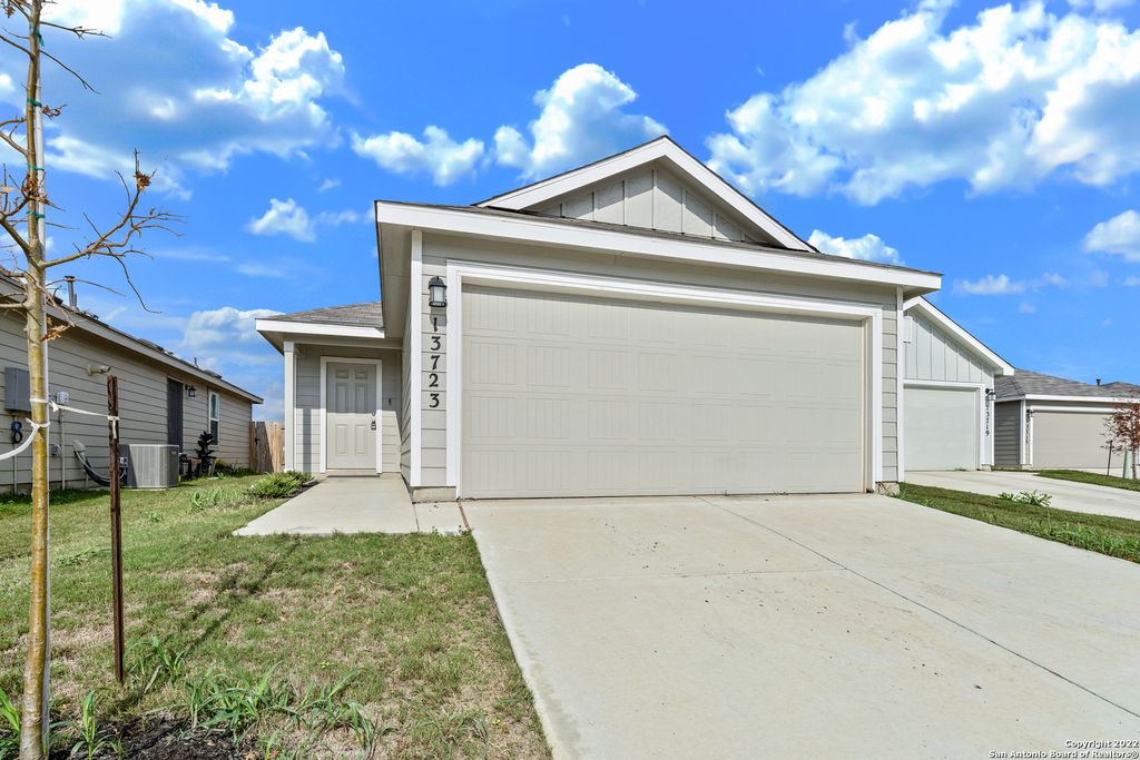 Photo of 13723 Bucket Way, San Antonio, TX 78252 (MLS # 1960417)