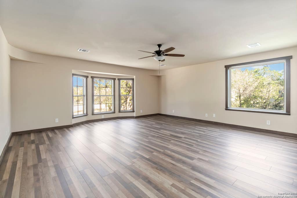 Photo of 1260 comanche, Bandera, TX 78003 (MLS # 1889366)
