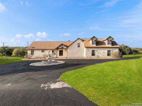 Photo of 102 OAK VALLEY DR, Boerne, TX 78006 (MLS # 1927204)