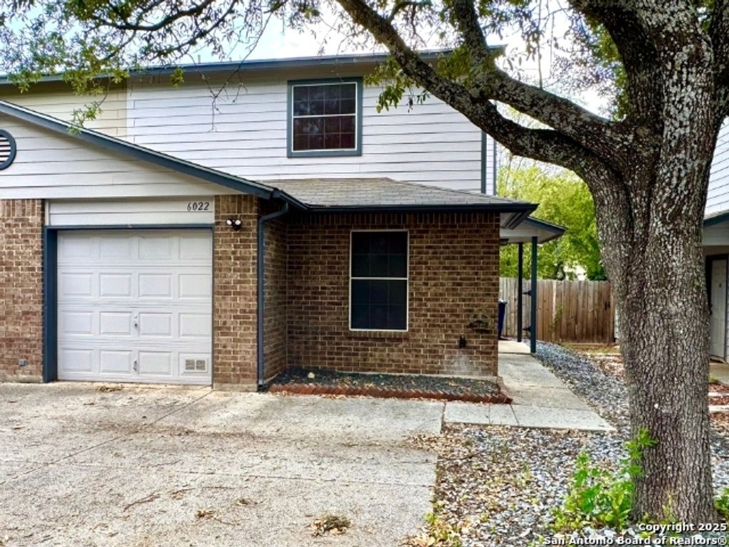 Photo of 6022 Bantry Bay, San Antonio, TX 78240 (MLS # 1895852)
