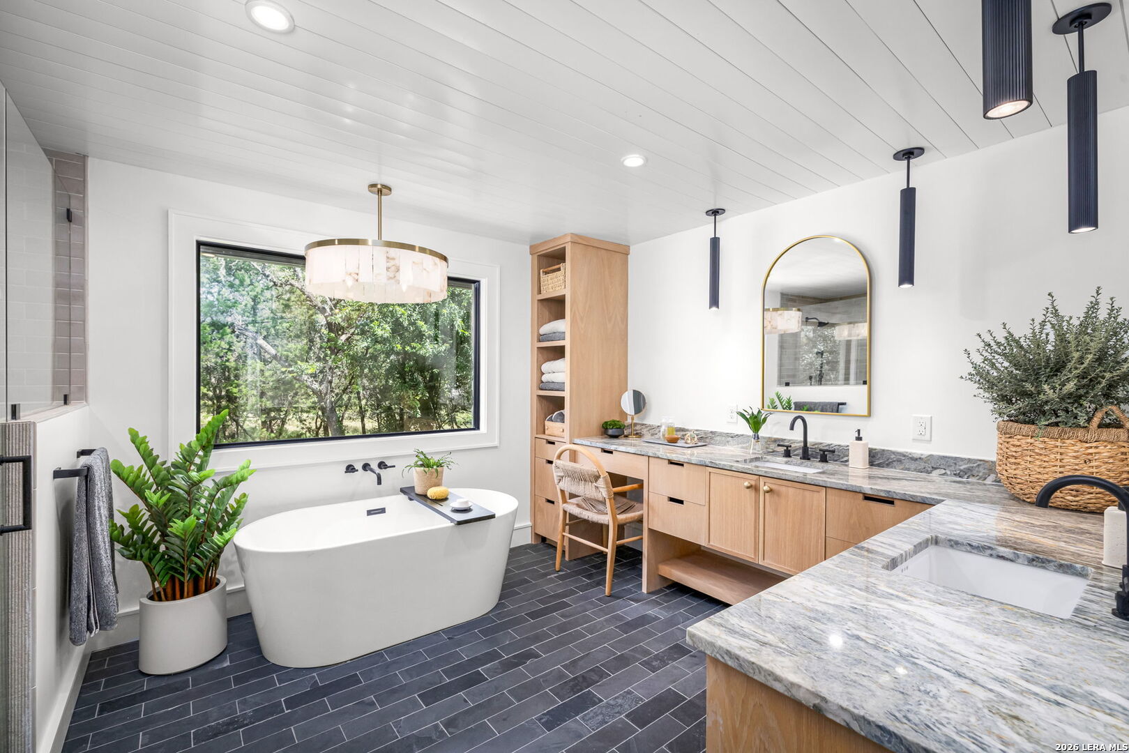 138 HILL HAVEN DR