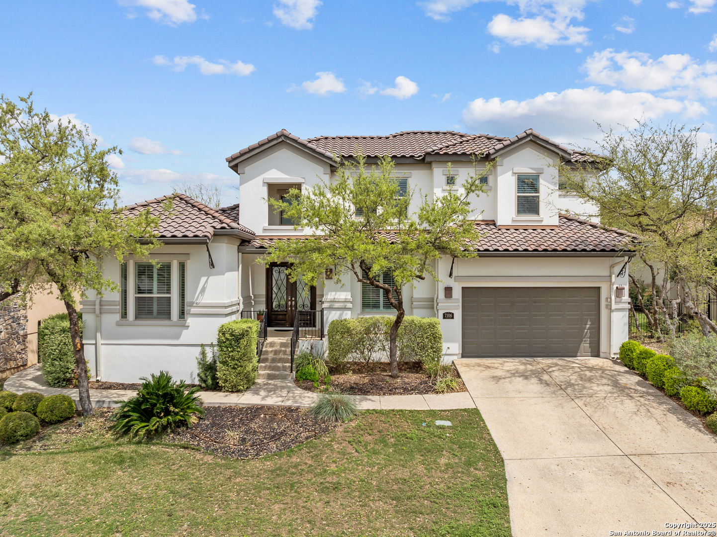 7106 Bluff Run