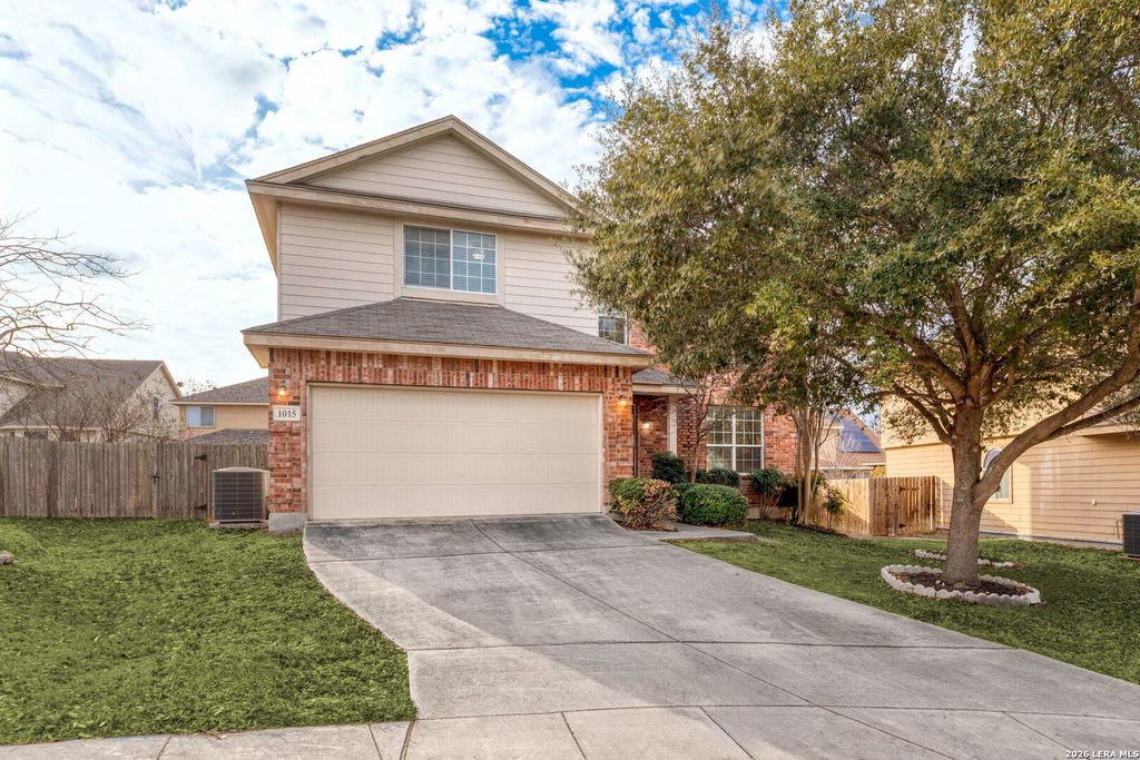Photo of 1015 Iris Path, San Antonio, TX 78245 (MLS # 1939126)