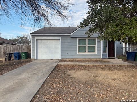 Photo of 6011 SUNRISE VIEW DR, San Antonio, TX 78244 (MLS # 1940275)