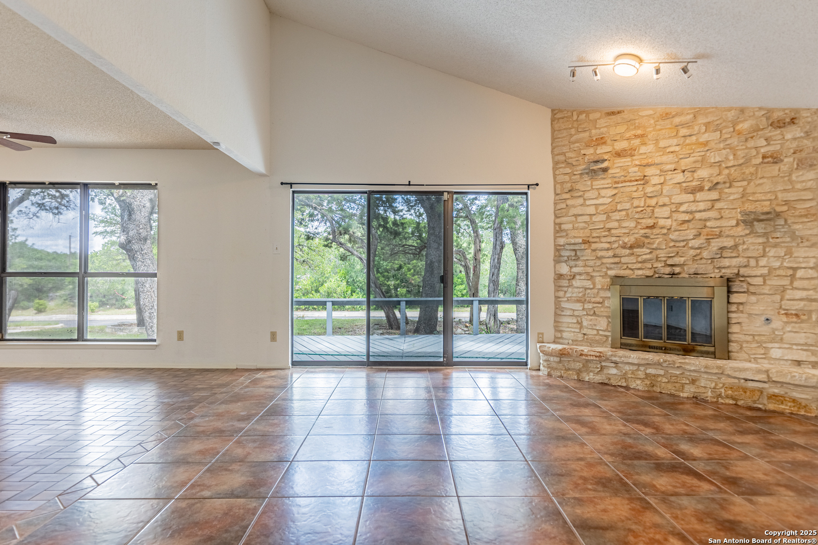11448 Condor Pass