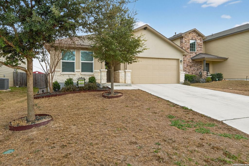 Photo of 960 Brown Thrasher, San Antonio, TX 78253 (MLS # 1939280)