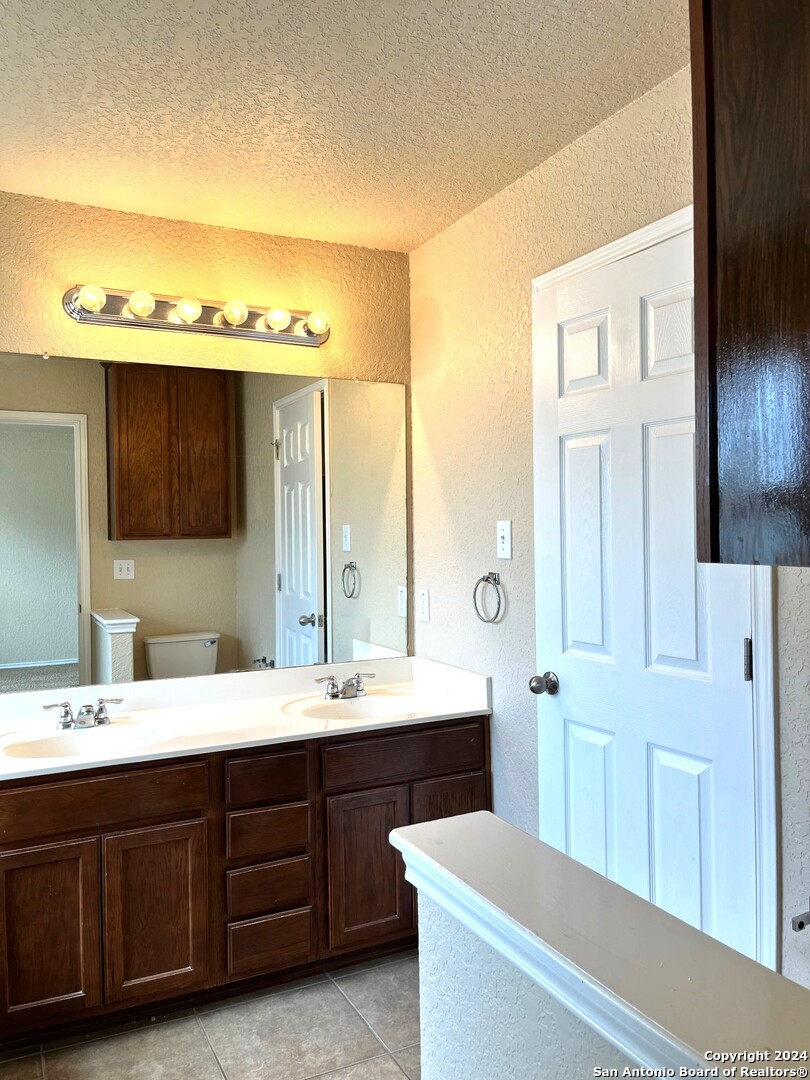 San Antonio, Texas 78260, United States, 5 Bedrooms Bedrooms, ,3 BathroomsBathrooms,Residential,Active,187905