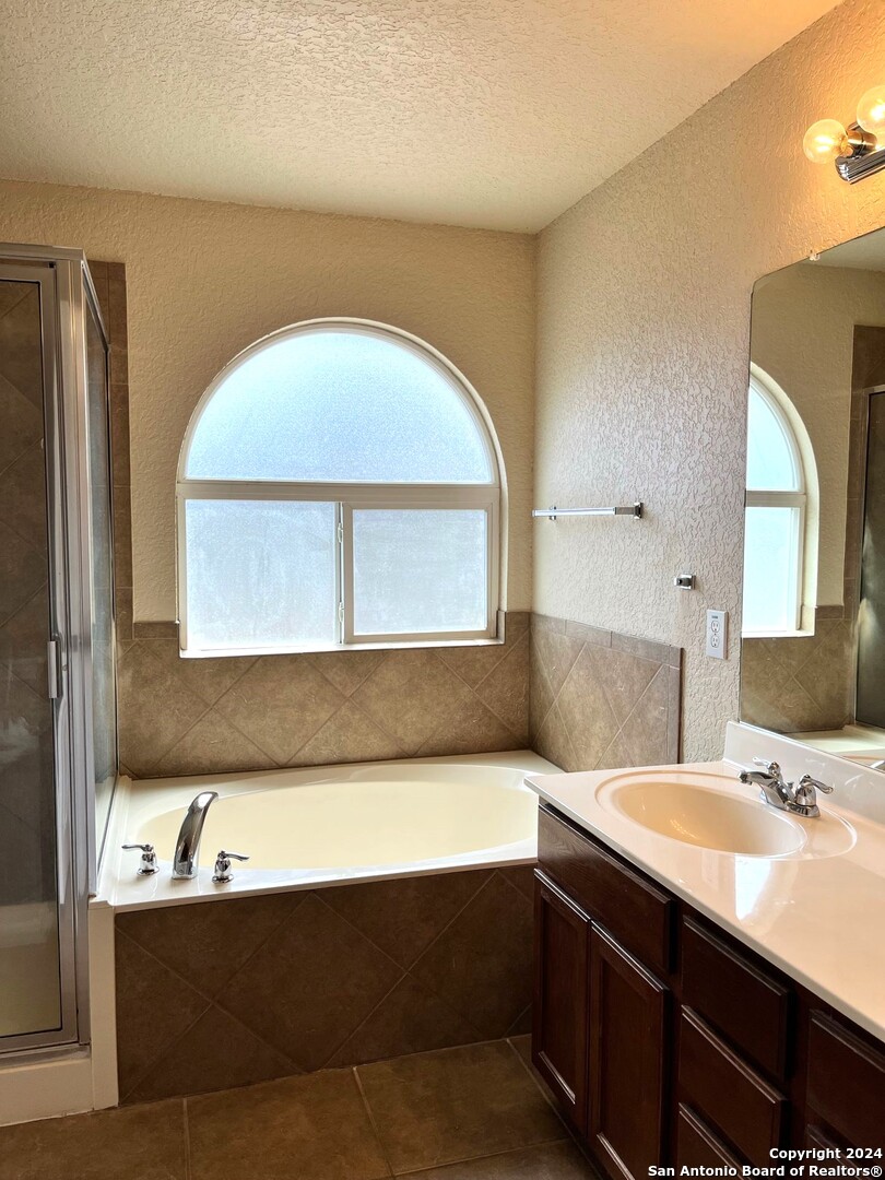 San Antonio, Texas 78260, United States, 5 Bedrooms Bedrooms, ,3 BathroomsBathrooms,Residential,Active,187905