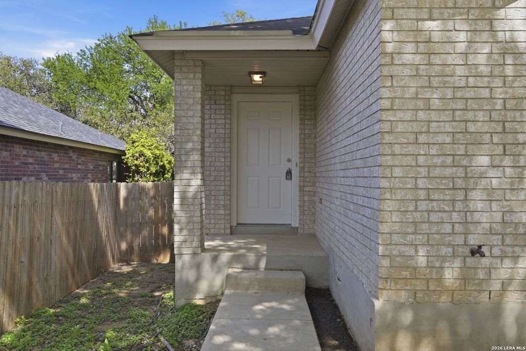 Photo of 15824 Lomita Springs, San Antonio, TX 78247 (MLS # 1951336)
