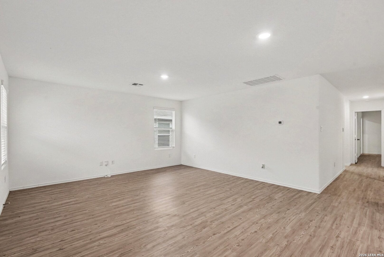 5435 Daphne Path