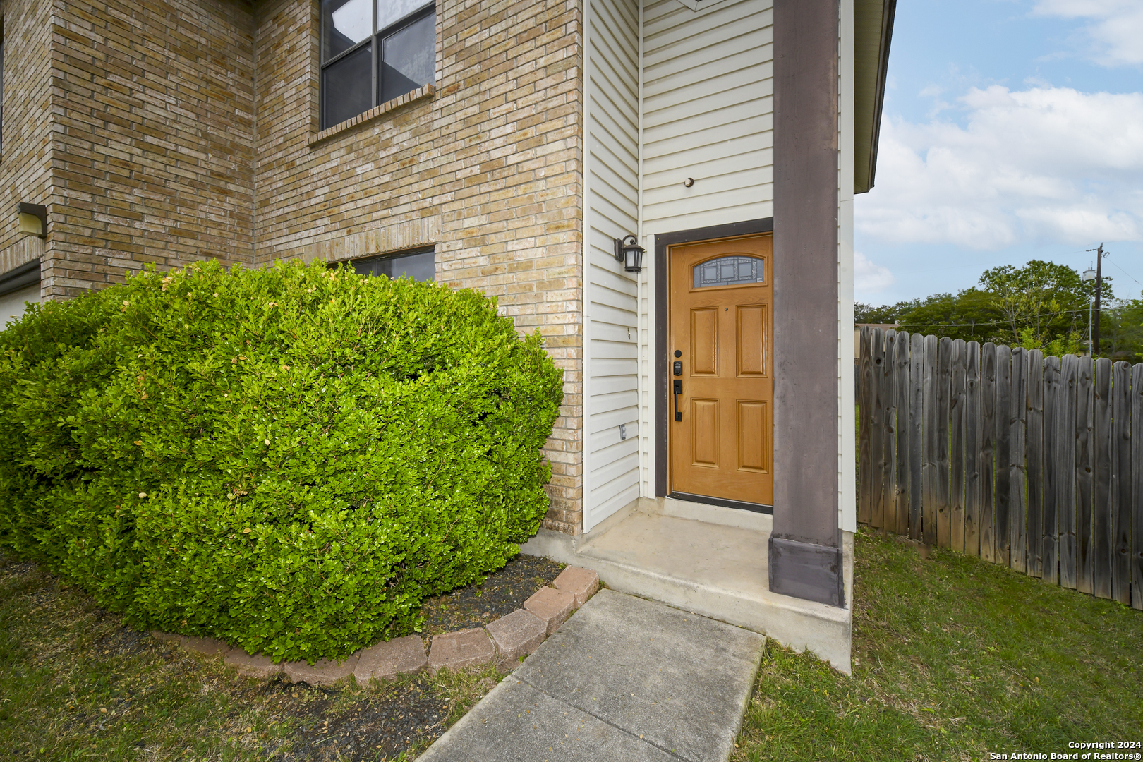 7915 Bowens Crossing