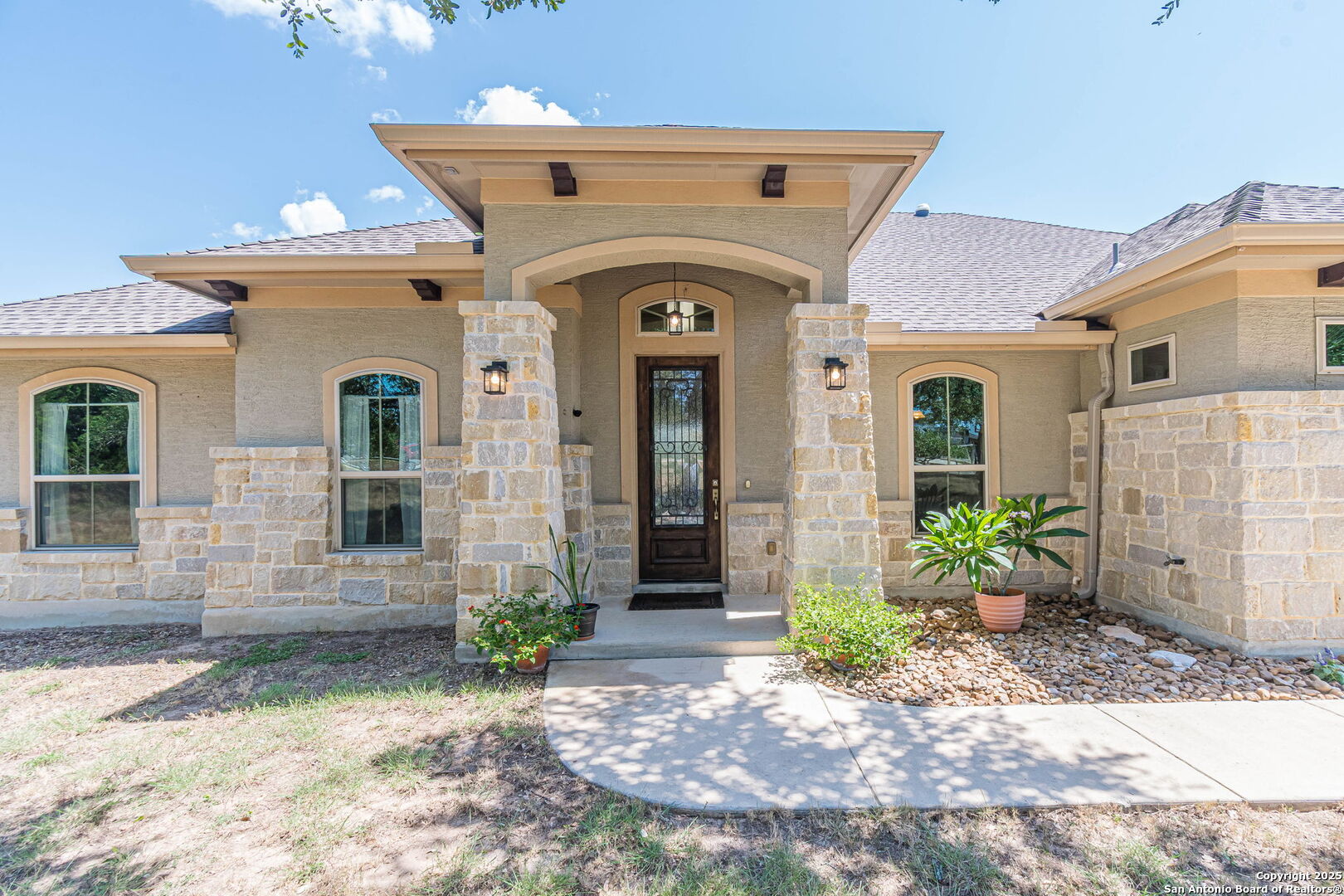 128 Laurel Wood