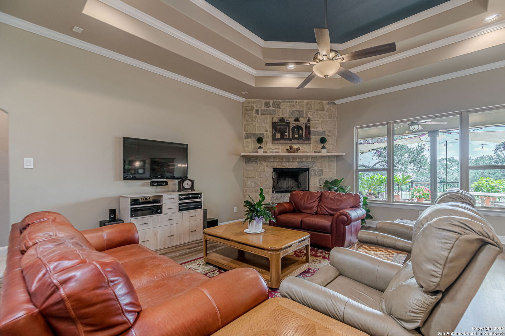 128 Laurel Wood
