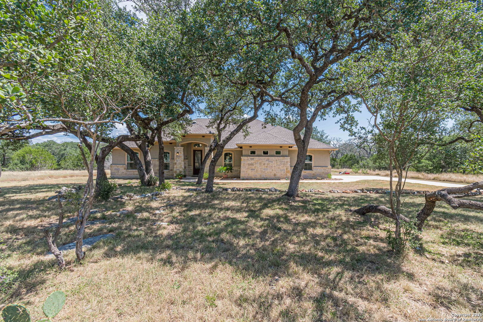 128 Laurel Wood