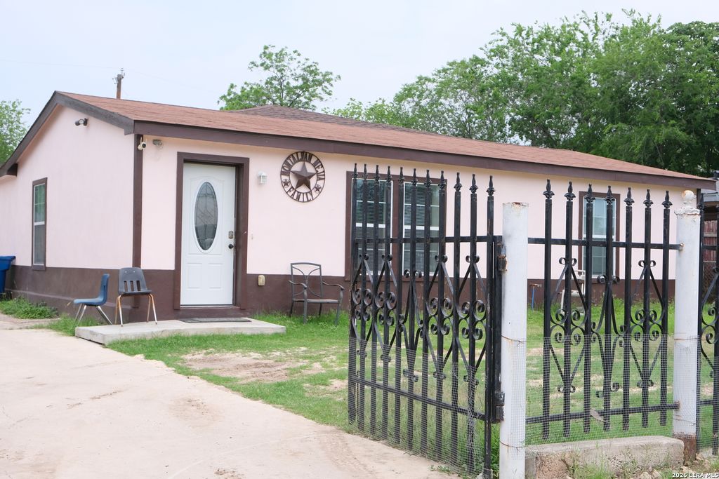 Photo of 815 BRADY BLVD, San Antonio, TX 78207 (MLS # 1962400)