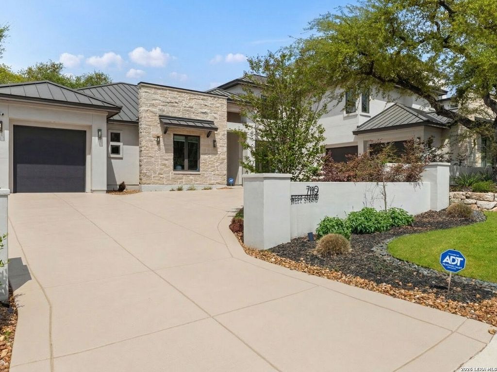 Photo of 7119 Bluff Strand, San Antonio, TX 78257 (MLS # 1932057)