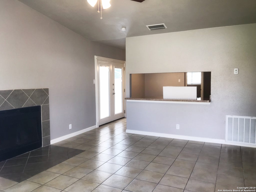 Photo of 11730 SPRING SONG DR, San Antonio, TX 78249 (MLS # 2013903)