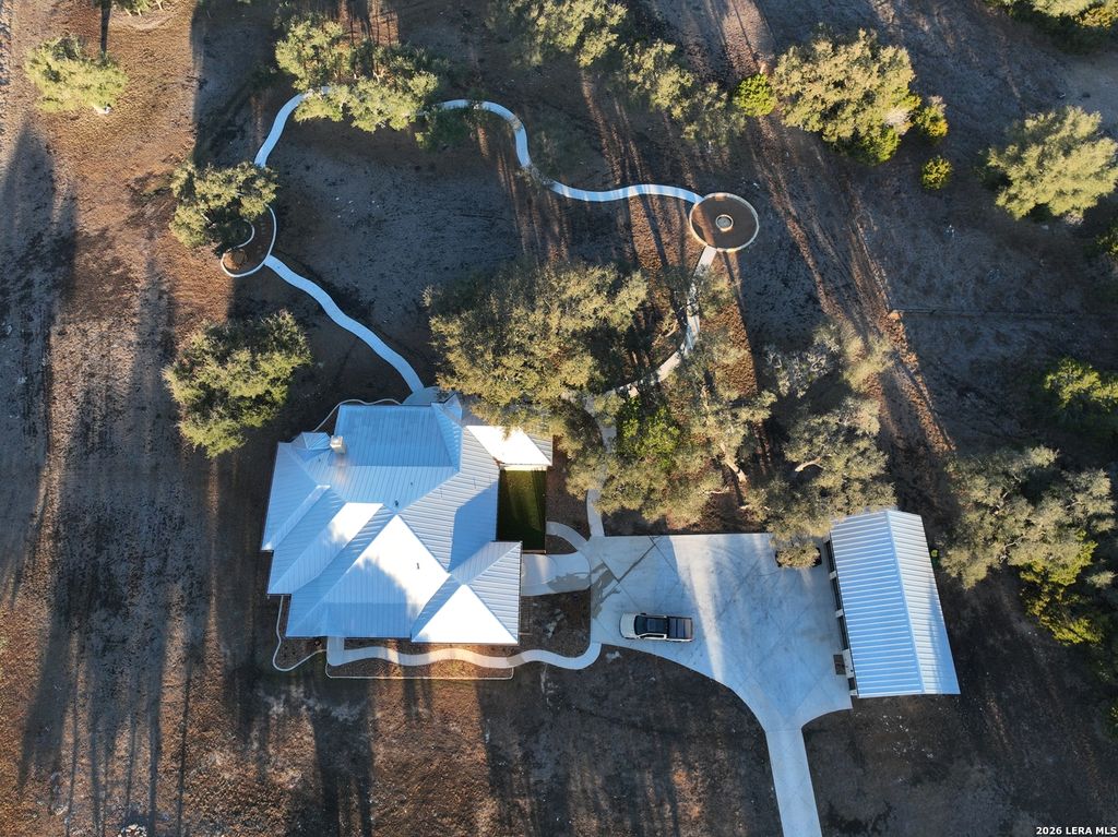 Photo of 169 Nueces, Boerne, TX 78006 (MLS # 1944718)