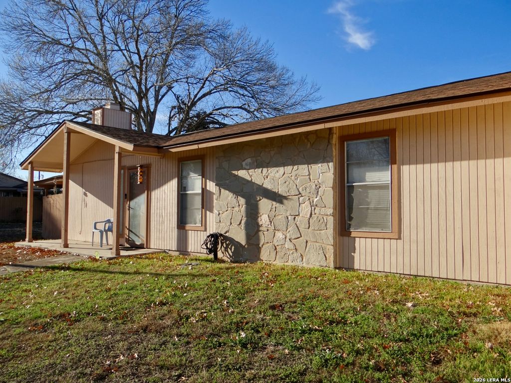 Photo of 1051 Country Club D 16 #D 16, Seguin, TX 78155 (MLS # 1942795)