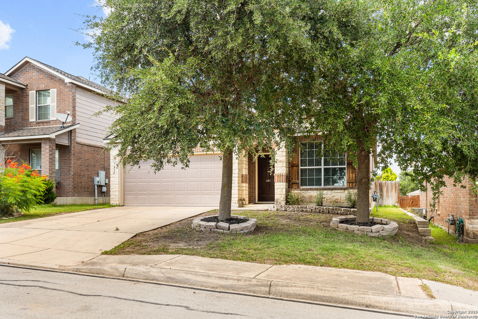 3434 Mentone Way