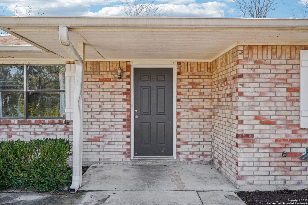 Photo of 1601 Newton Steet, Kerrville, TX 78028 (MLS # 1929753)