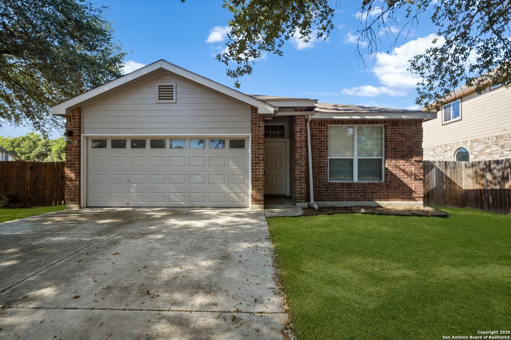 Photo of 108 Cirrus, Cibolo, TX 78108 (MLS # 1916158)