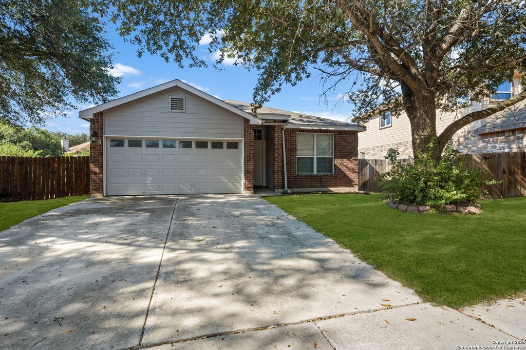 Photo of 108 Cirrus, Cibolo, TX 78108 (MLS # 1916158)