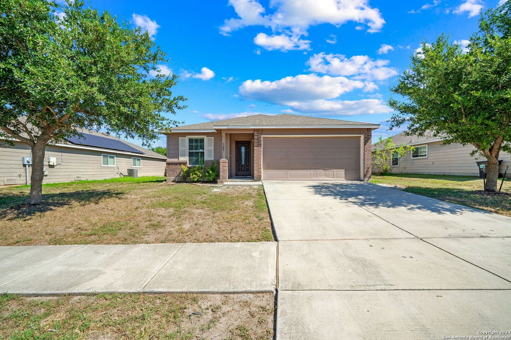 Photo of 320 LONESTAR GAIT, Schertz, TX 78154 (MLS # 2008700)