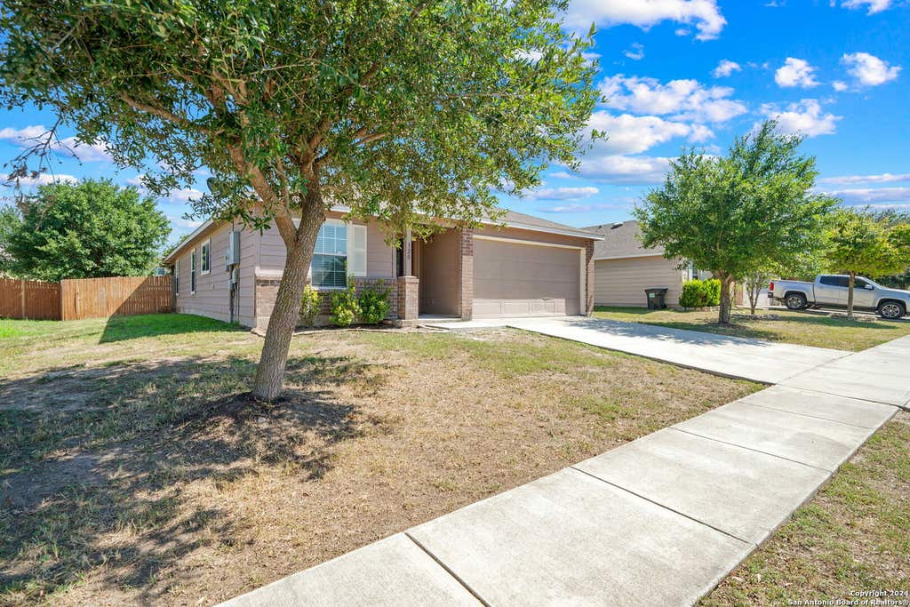 Photo of 320 LONESTAR GAIT, Schertz, TX 78154 (MLS # 2008700)
