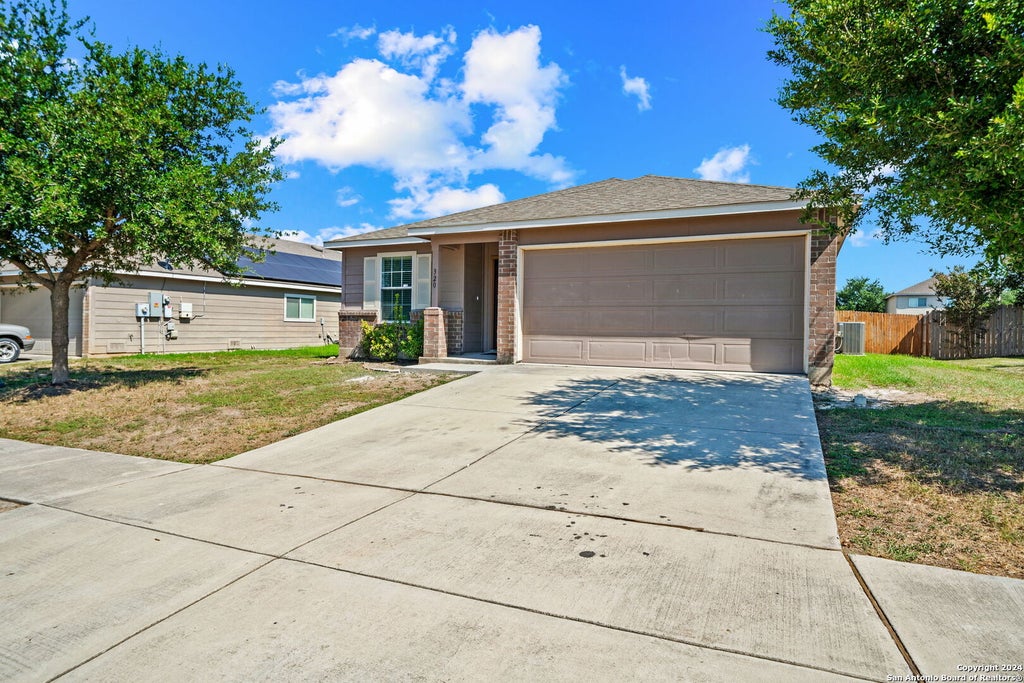 Photo of 320 LONESTAR GAIT, Schertz, TX 78154 (MLS # 2008700)