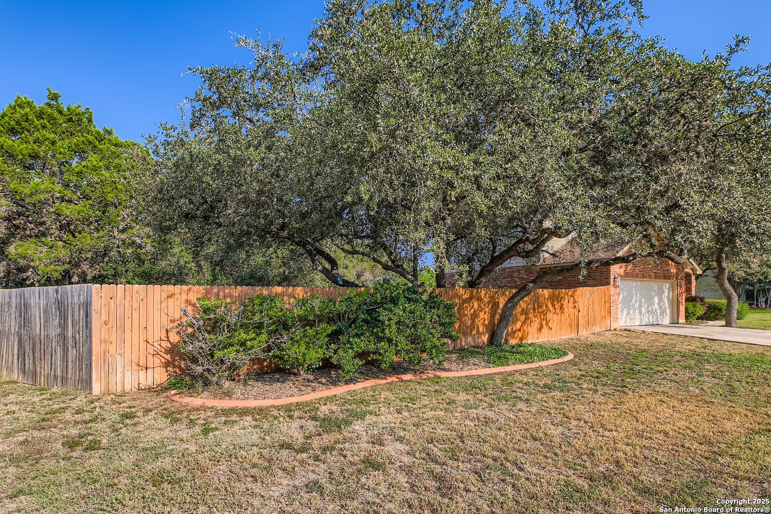 13607 Windy Creek