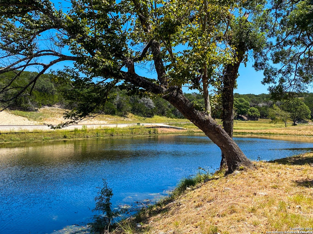Photo of LOT 162 Cattlemans Crossing Dr, Kerrville, TX 78028 (MLS # 1951283)