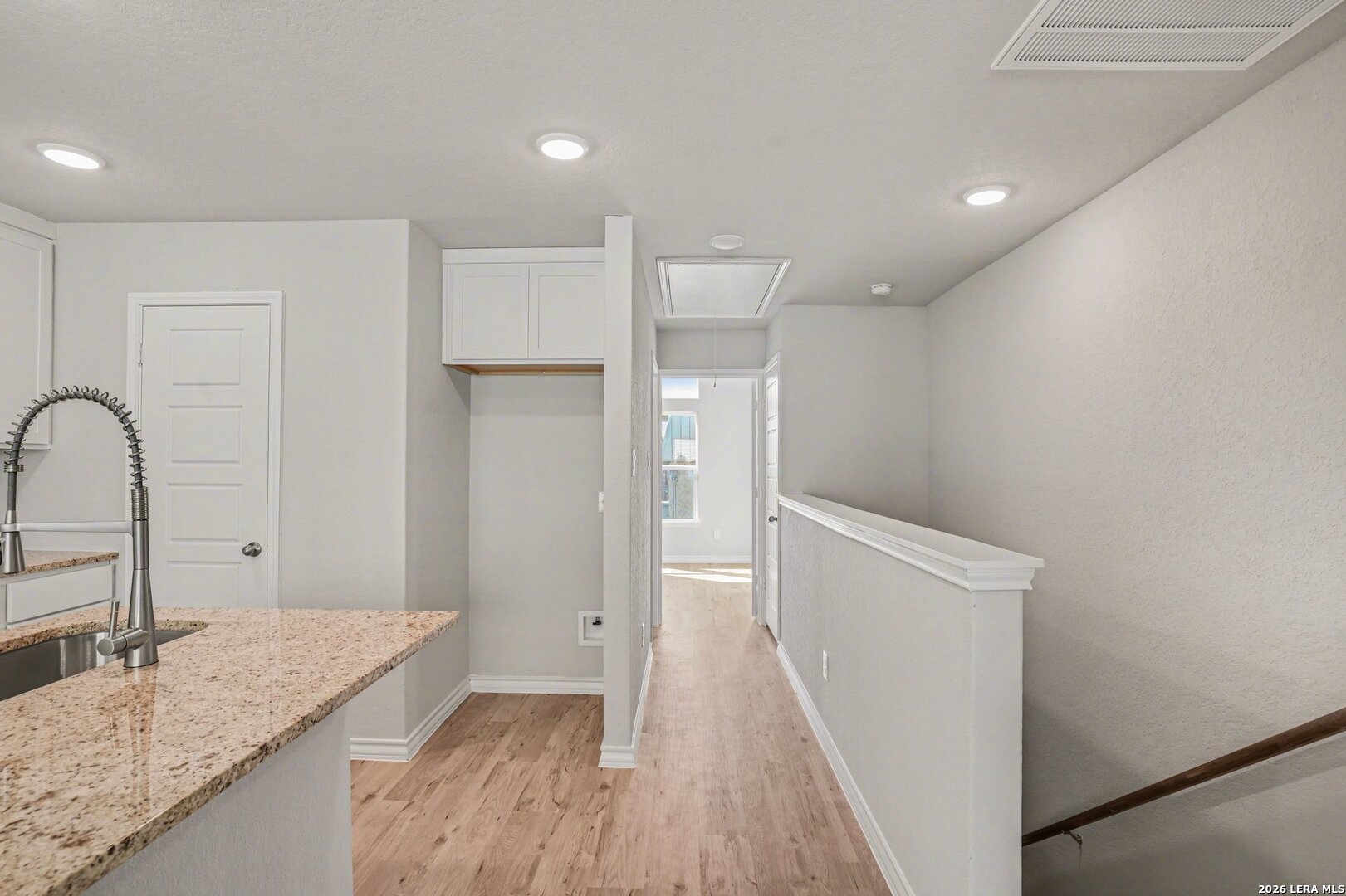 310 W Evergreen ST #120 120