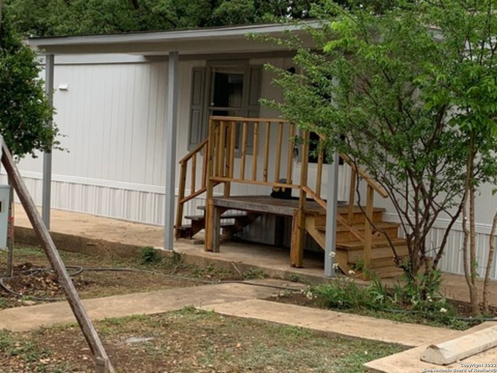 Photo of 25211 Aue, San Antonio, TX 78257 (MLS # 1877675)